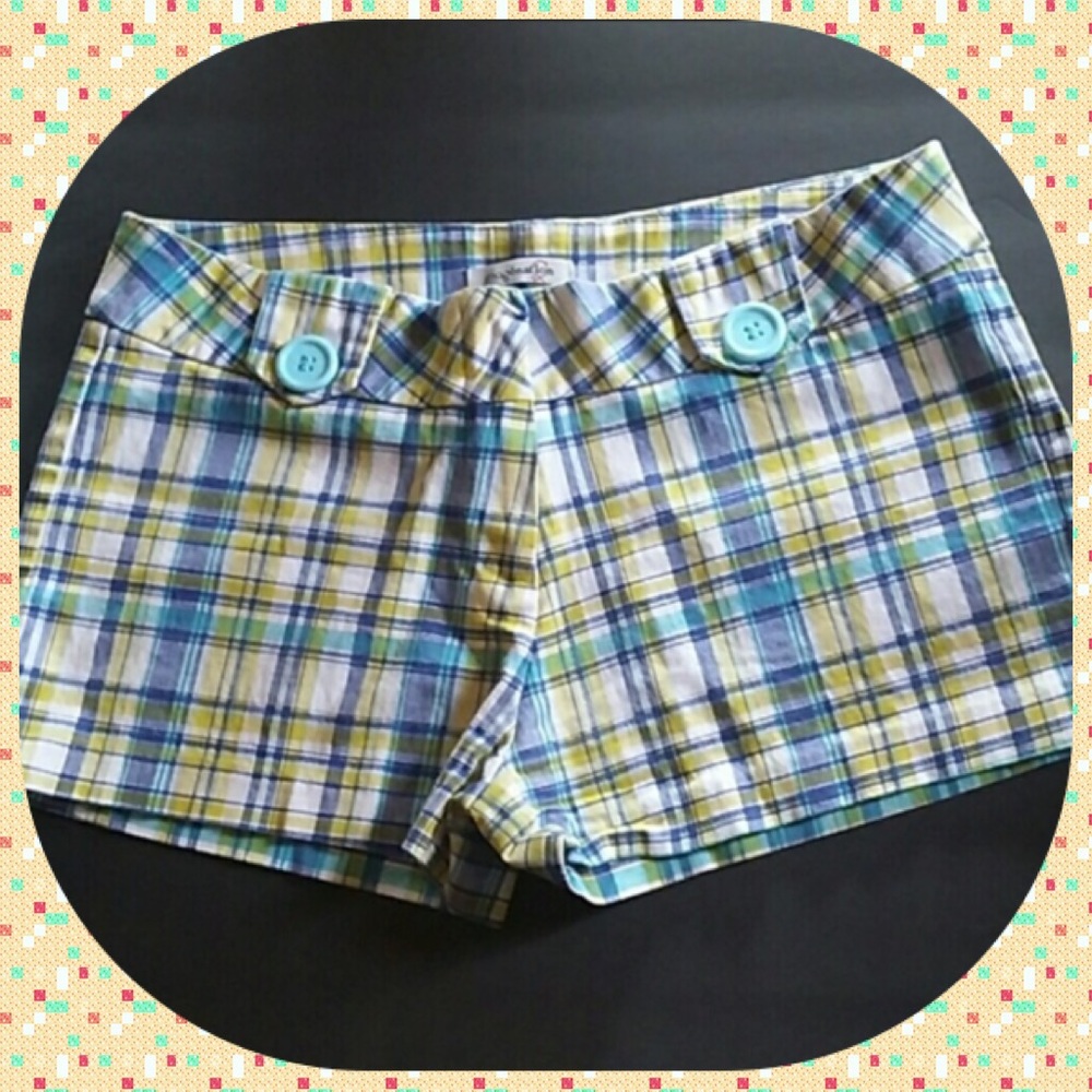 Cute Plaid Shorts sz 7-9